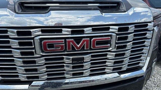 2026 GMC Sierra 3500HD Denali