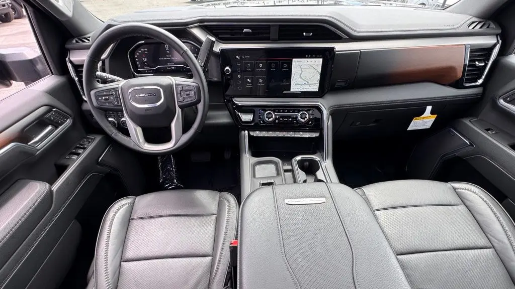 2025 GMC Sierra 3500HD Denali