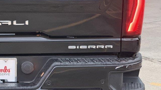 2025 GMC Sierra 3500HD Denali
