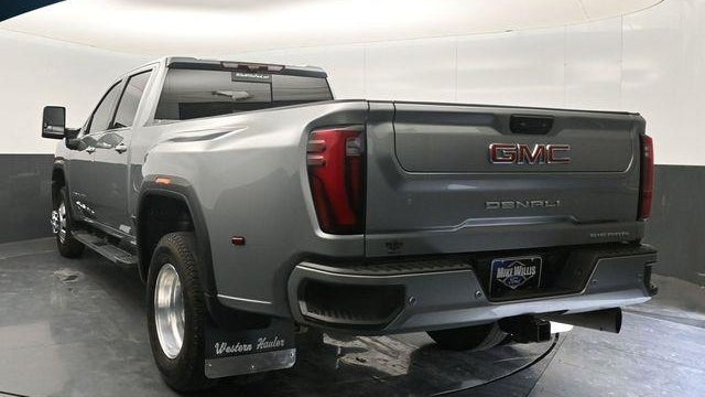 2025 GMC Sierra 3500HD Denali