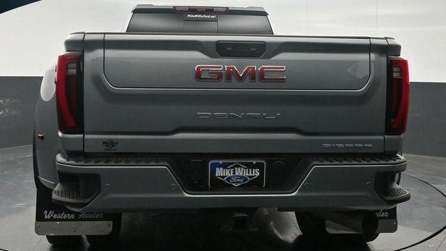 2025 GMC Sierra 3500HD Denali