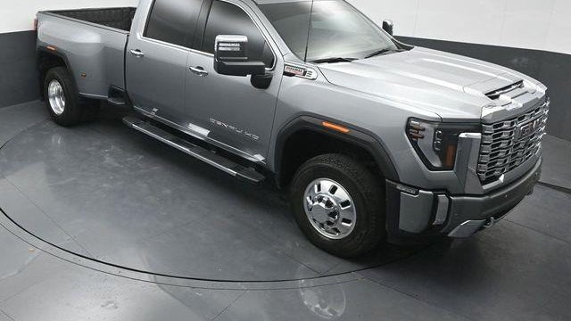 2025 GMC Sierra 3500HD Denali
