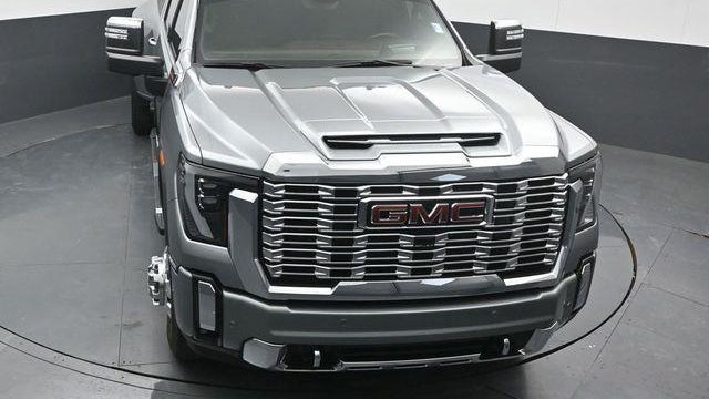 2025 GMC Sierra 3500HD Denali