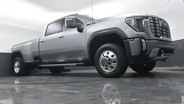 2025 GMC Sierra 3500HD Denali