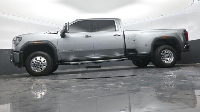 2025 GMC Sierra 3500HD Denali
