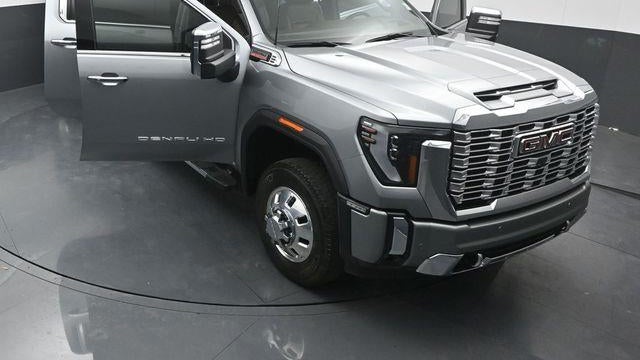 2025 GMC Sierra 3500HD Denali