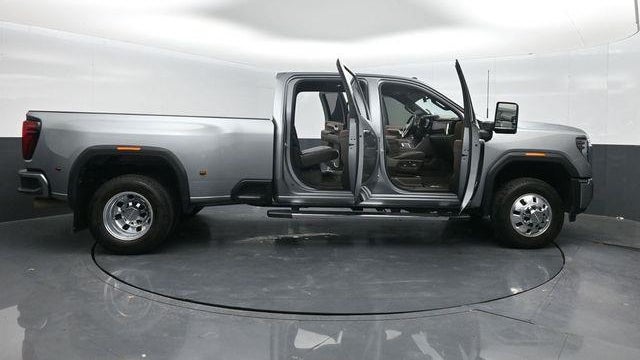 2025 GMC Sierra 3500HD Denali