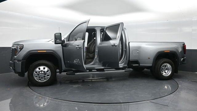 2025 GMC Sierra 3500HD Denali