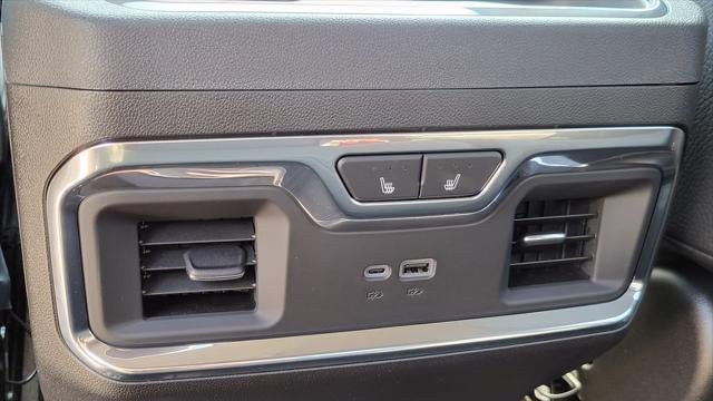 2025 GMC Sierra 3500HD Denali