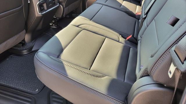2025 GMC Sierra 3500HD Denali