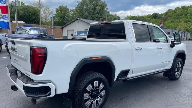 2025 GMC Sierra 3500HD Denali