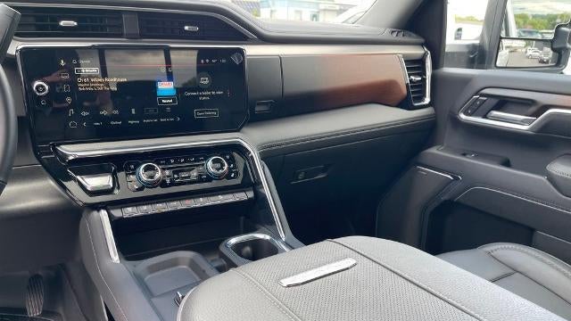 2025 GMC Sierra 3500HD Denali