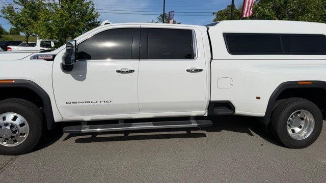 2025 GMC Sierra 3500HD Denali