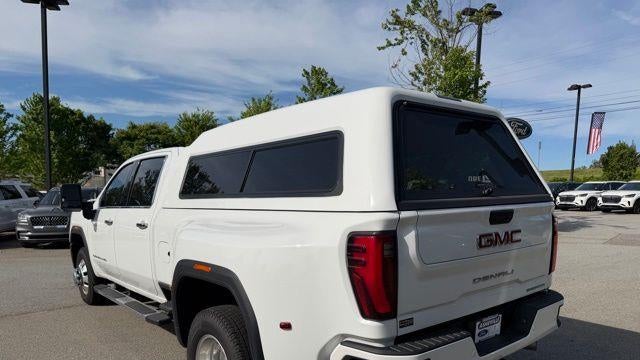 2025 GMC Sierra 3500HD Denali