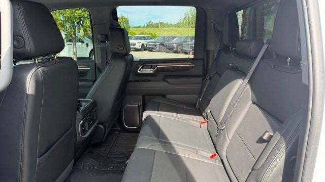 2025 GMC Sierra 3500HD Denali