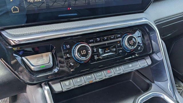 2025 GMC Sierra 3500HD Denali