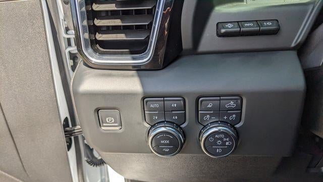 2025 GMC Sierra 3500HD Denali