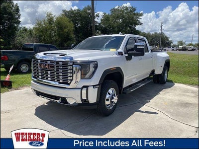 2025 GMC Sierra 3500HD 4X4 Denali 4DR Crew Cab SB SRW