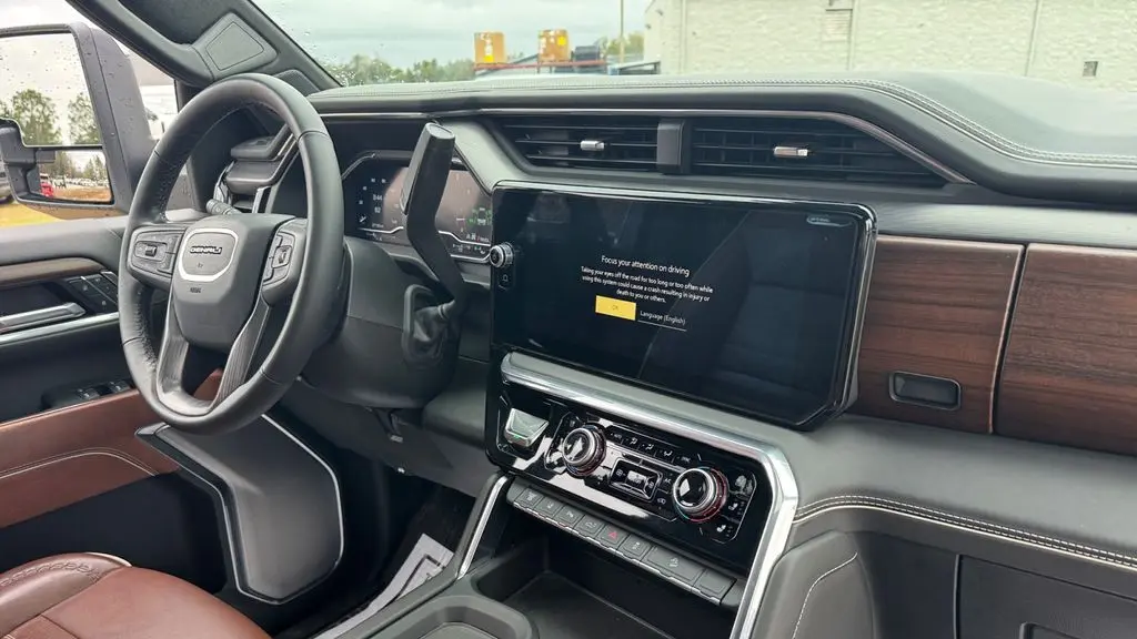 2025 GMC Sierra 2500HD Denali Ultimate