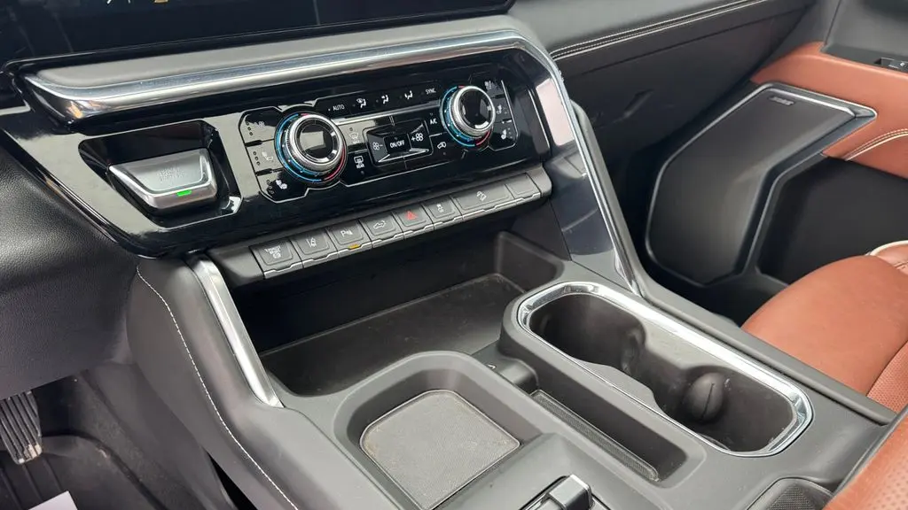 2025 GMC Sierra 2500HD Denali Ultimate