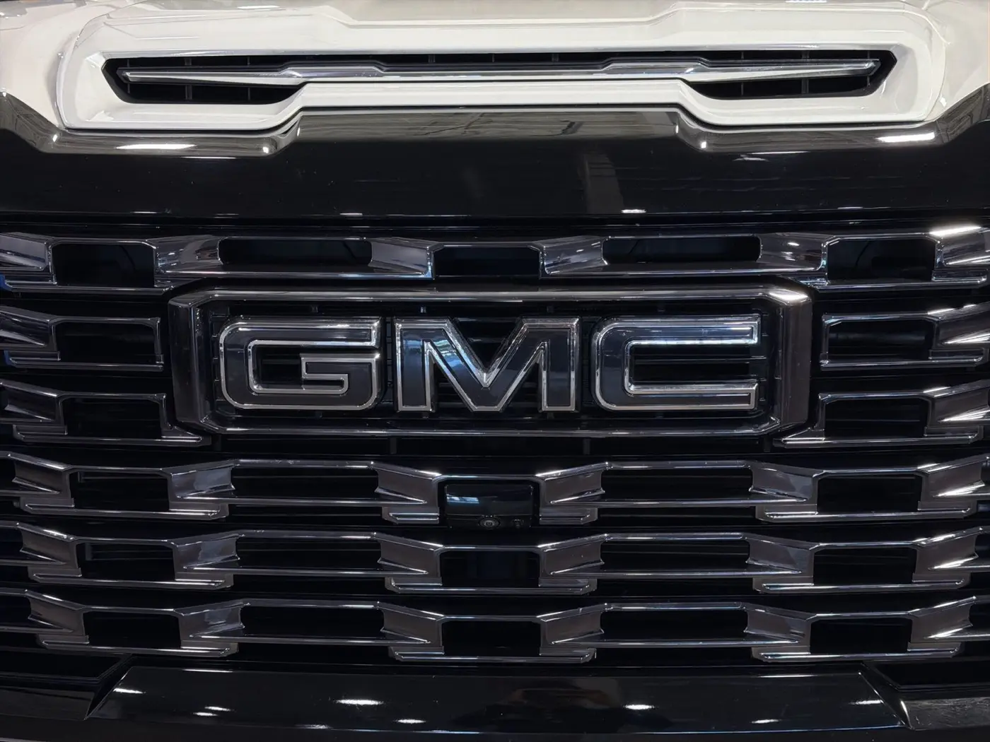 2025 GMC Sierra Hd - $78,500