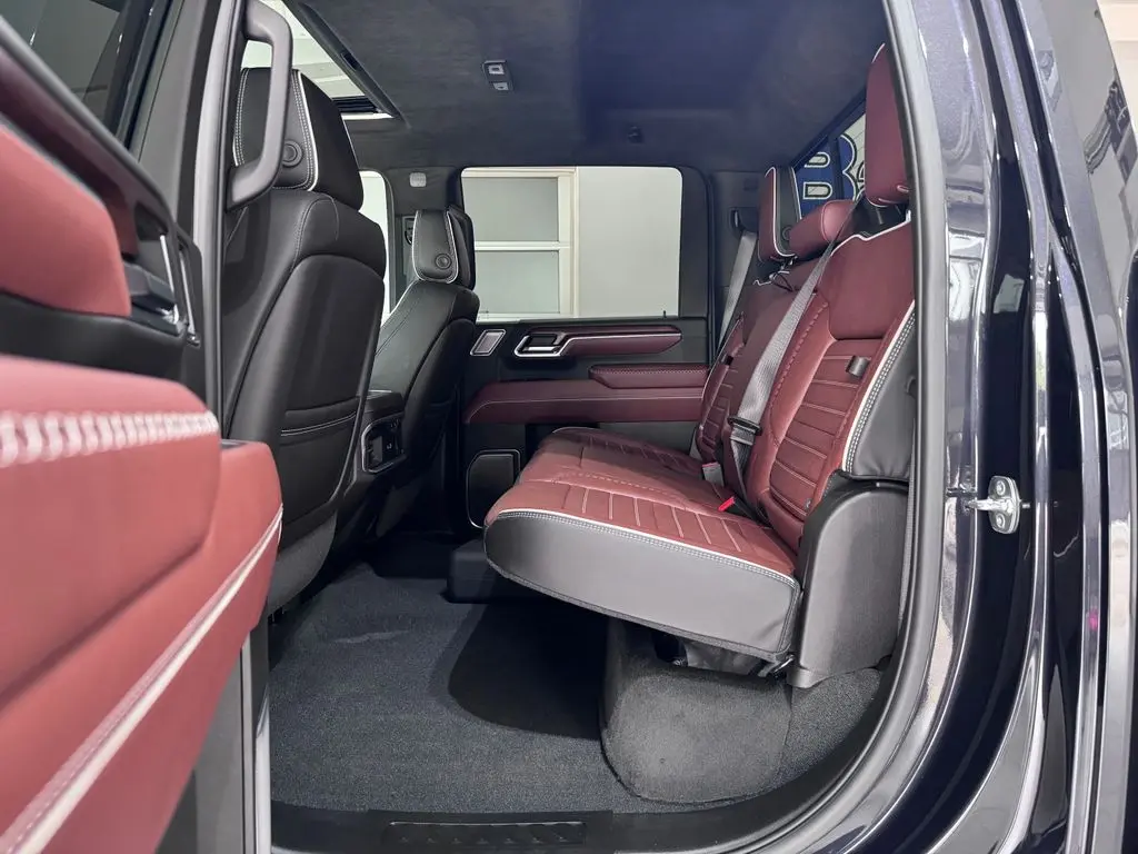 2025 GMC Sierra Hd - $81,987