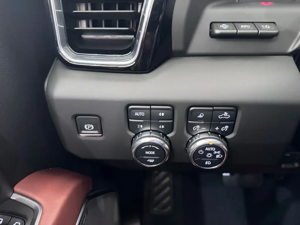 2025 GMC Sierra Hd - $81,987