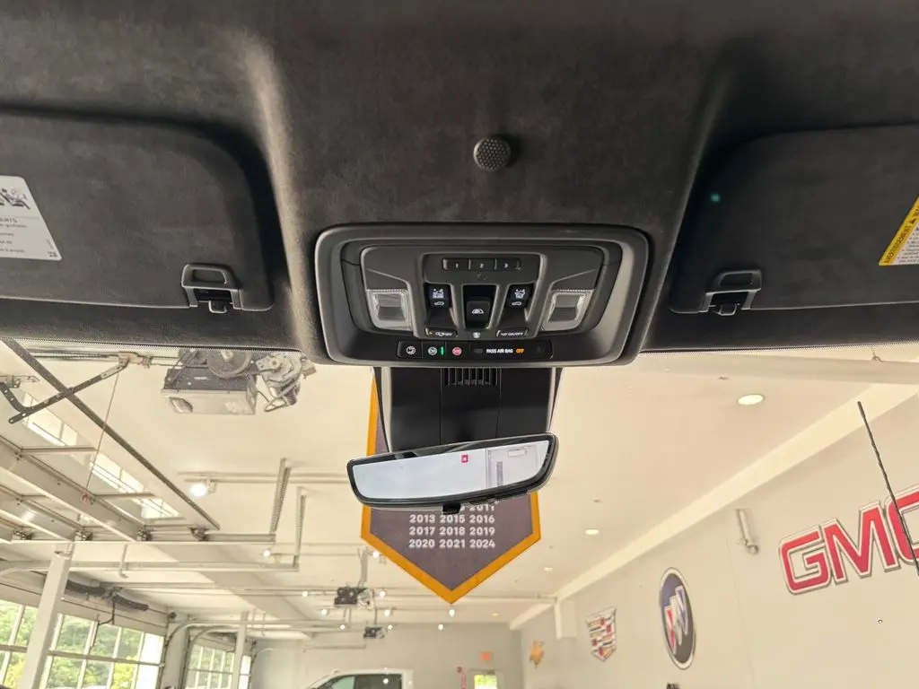 2025 GMC Sierra Hd - $81,987
