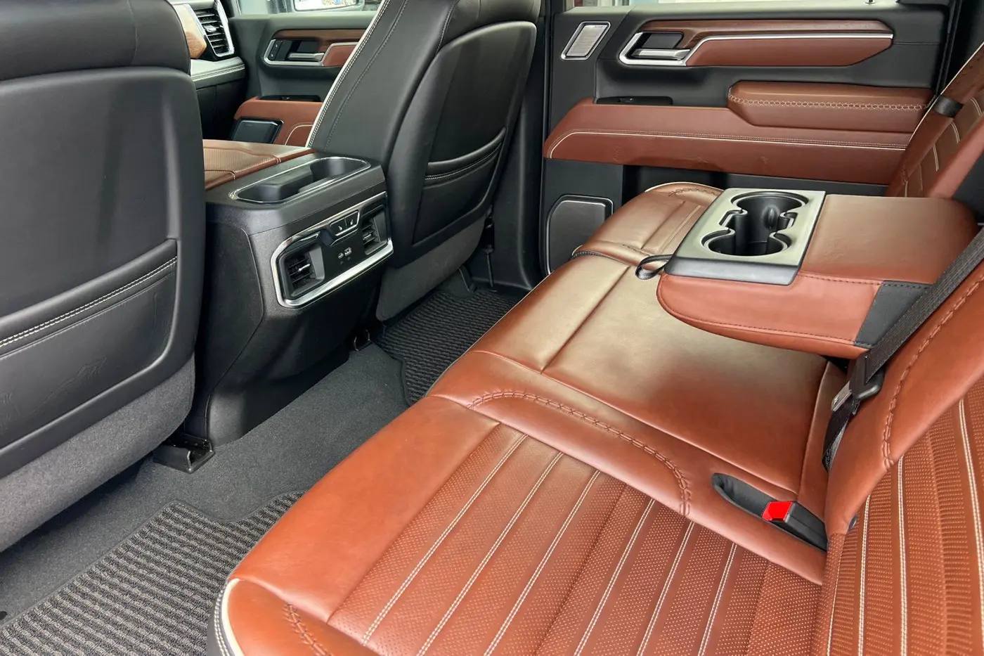 2025 GMC Sierra Hd - $75,997