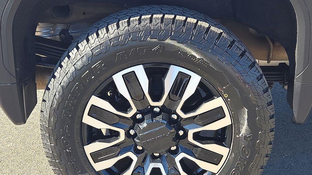 2025 GMC Sierra 2500HD Denali Ultimate