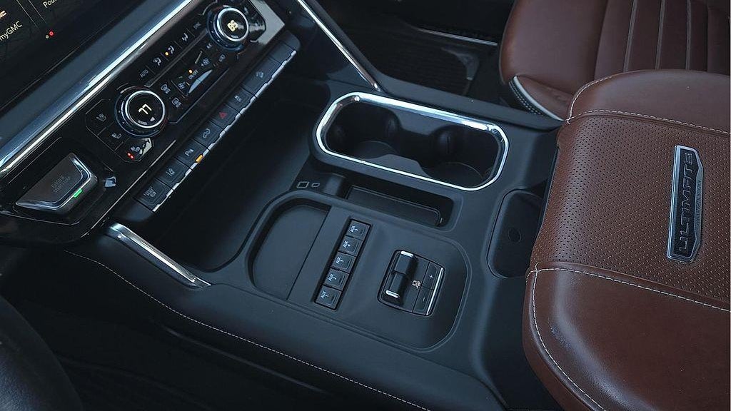 2025 GMC Sierra 2500HD Denali Ultimate