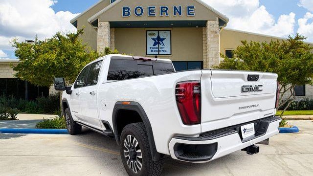 2025 GMC Sierra 2500HD Denali Ultimate