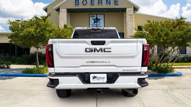 2025 GMC Sierra 2500HD Denali Ultimate