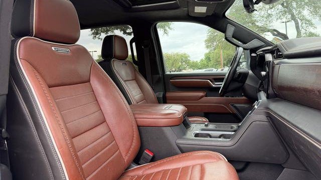 2025 GMC Sierra 2500HD Denali Ultimate