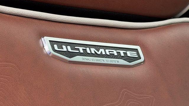 2025 GMC Sierra 2500HD Denali Ultimate
