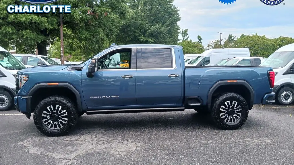 2025 GMC Sierra 2500HD Denali Ultimate
