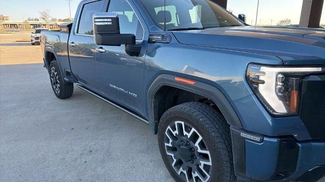 2025 GMC Sierra 2500HD Denali Ultimate