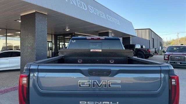 2025 GMC Sierra 2500HD Denali Ultimate