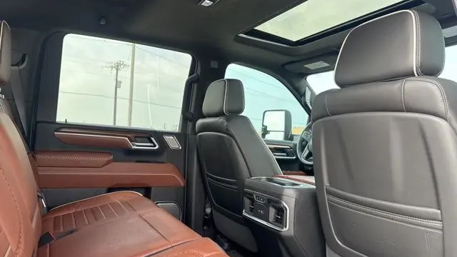 2025 GMC Sierra 2500HD Denali Ultimate