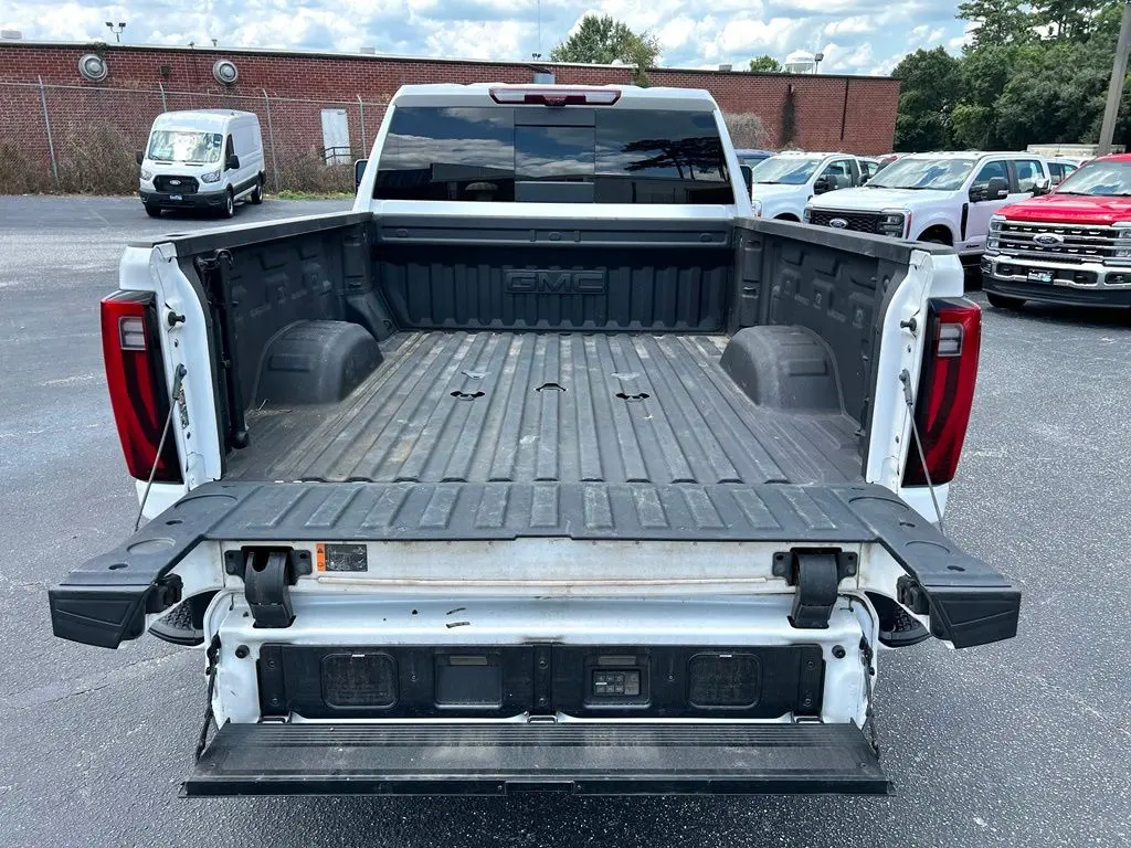 2025 GMC Sierra Hd - $75,895