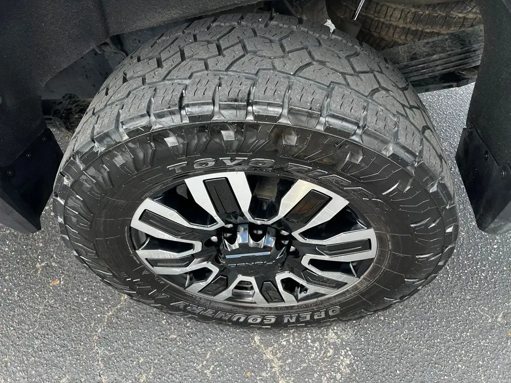 2025 GMC Sierra Hd - $75,895