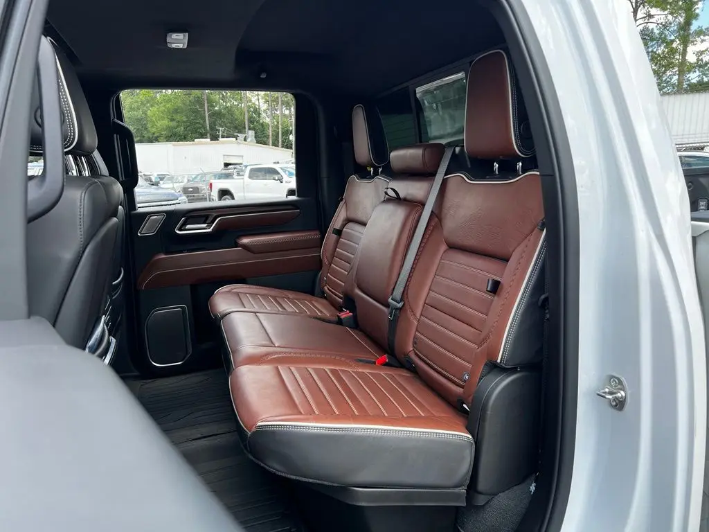 2025 GMC Sierra Hd - $75,895