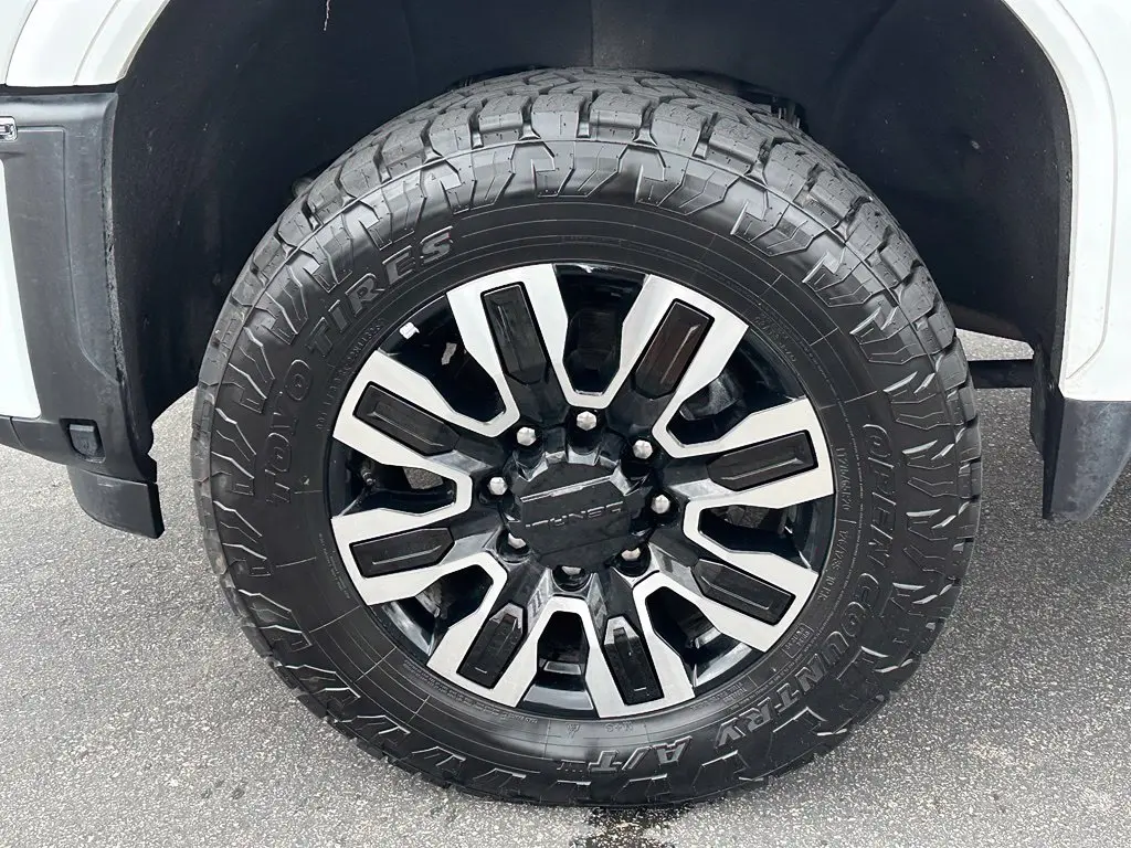 2025 GMC Sierra Hd - $72,647