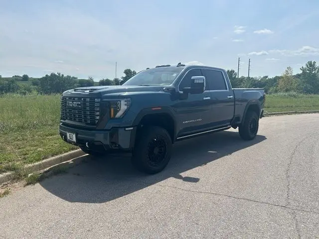 2025 GMC Sierra Hd - $78,935