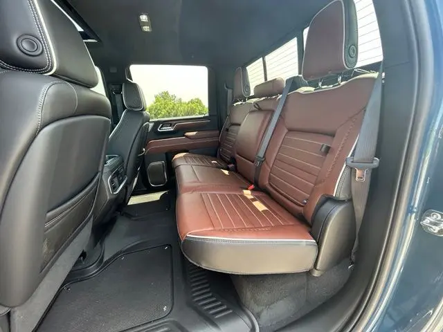 2025 GMC Sierra Hd - $78,935