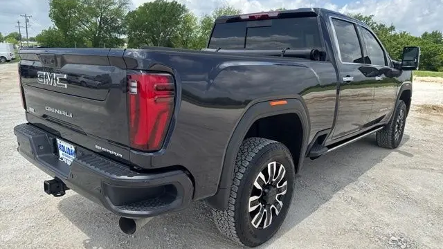 2025 GMC Sierra 2500HD Denali Ultimate