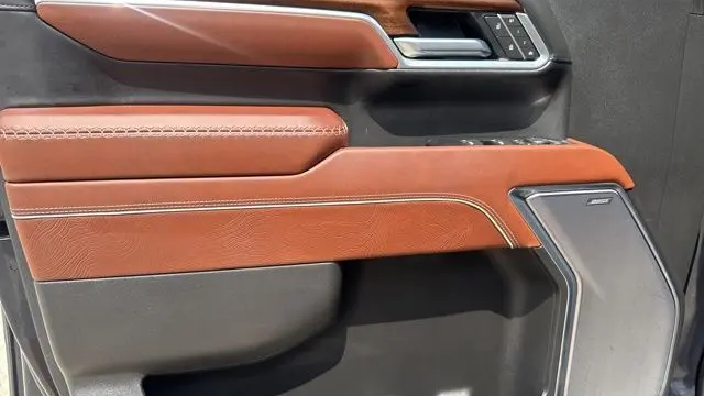 2025 GMC Sierra 2500HD Denali Ultimate