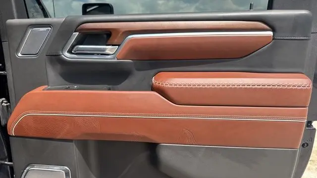 2025 GMC Sierra 2500HD Denali Ultimate