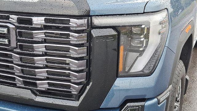 2026 GMC Sierra 2500HD Denali Ultimate
