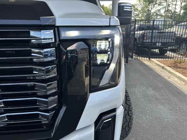 2025 GMC Sierra Hd - $76,900